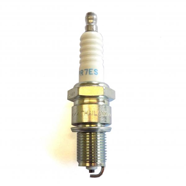 Spark plug NGK BPR7ES